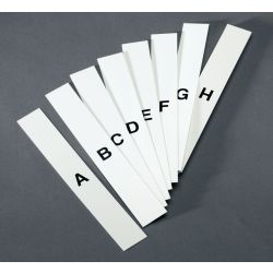 Etiquettes plastiques A à  Z (noir/blanc), 32 mm (L)